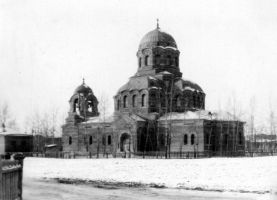 Собор Александра Невского на Новособорной (в будущем - им. Ленина) площади